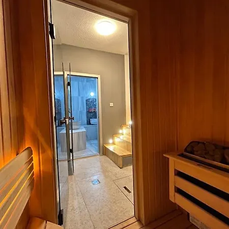 빌라 Arancia - Garden, Bbq, Sauna & Turkish Bath By The Tram In Fatih