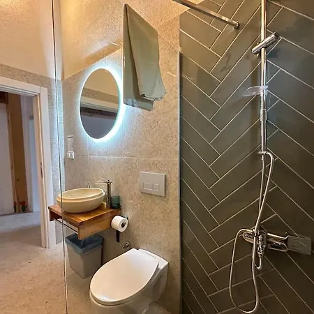 Villa Arancia - Garden, Bbq, Sauna & Turkish Bath By The Tram In Fatih Istanbul