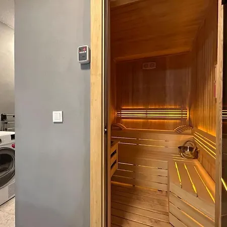 Arancia - Garden, Bbq, Sauna & Turkish Bath By The Tram In Fatih * Istanbul