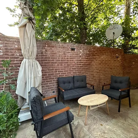 Villa Arancia - Garden, Bbq, Sauna & Turkish Bath By The Tram In Fatih Istanbul