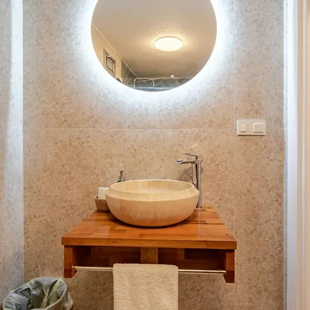 Arancia - Garden, Bbq, Sauna & Turkish Bath By The Tram In Fatih * Istanbul