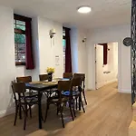 Arancia - Garden, Bbq, Sauna & Turkish Bath By The Tram In Fatih Villa Istambul