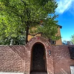 Villa Arancia - Garden, Bbq, Sauna & Turkish Bath By The Tram In Fatih Istambul