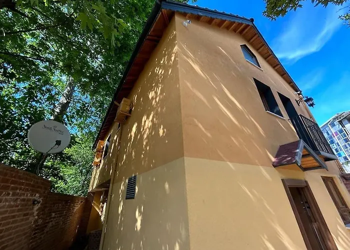 Arancia - Garden, Bbq, Sauna & Turkish Bath By The Tram In Fatih 빌라 이스탄불