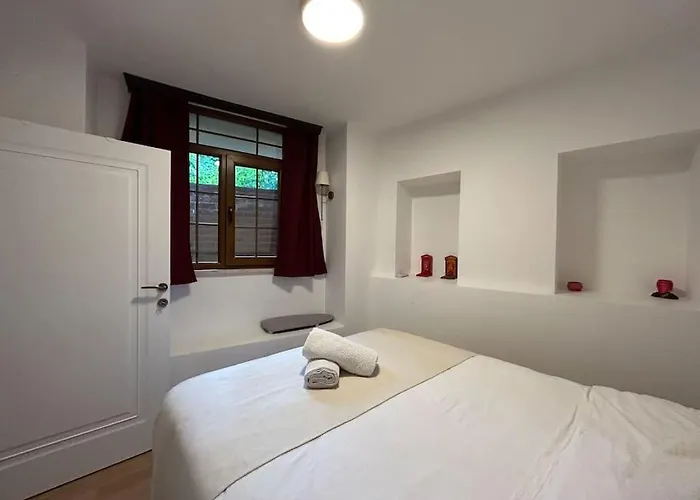 Arancia - Garden, Bbq, Sauna & Turkish Bath By The Tram In Fatih *